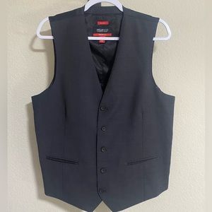 Keneth Cole Awearness - Gray Vest